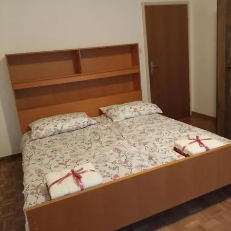 Apartma Pri Ivanu Spodnja Kanomlja 49 Appartement Spodnja Idrija